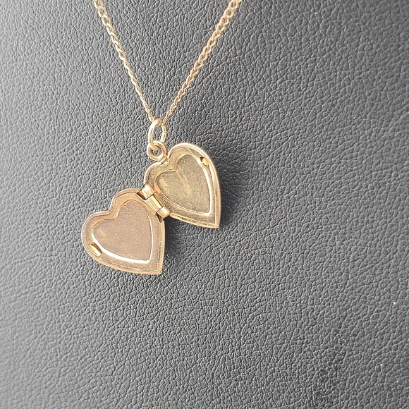 Vintage 12K Gold-Filled Heart Locket Necklace 13" Chain Floral Enamel Pendant - Picture 8 of 12